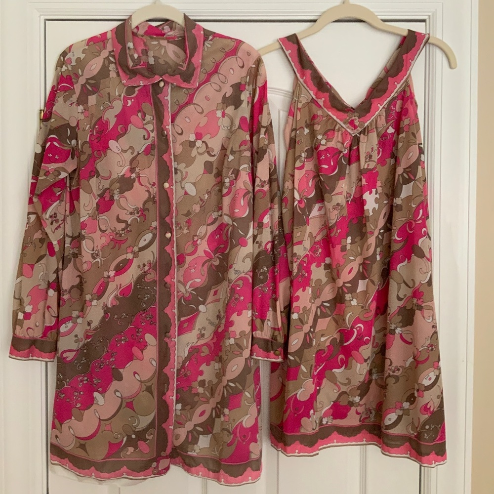 AUTHENTIC EMILIO PUCCI for Formfit Rogers vintage nightgown and robe